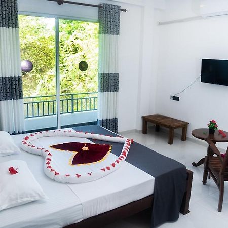 Hotel Sapid Luck Yala Safari Tissamaharama Ngoại thất bức ảnh