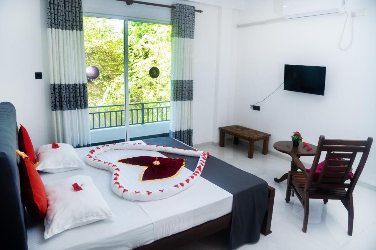 Hotel Sapid Luck Yala Safari Tissamaharama Ngoại thất bức ảnh