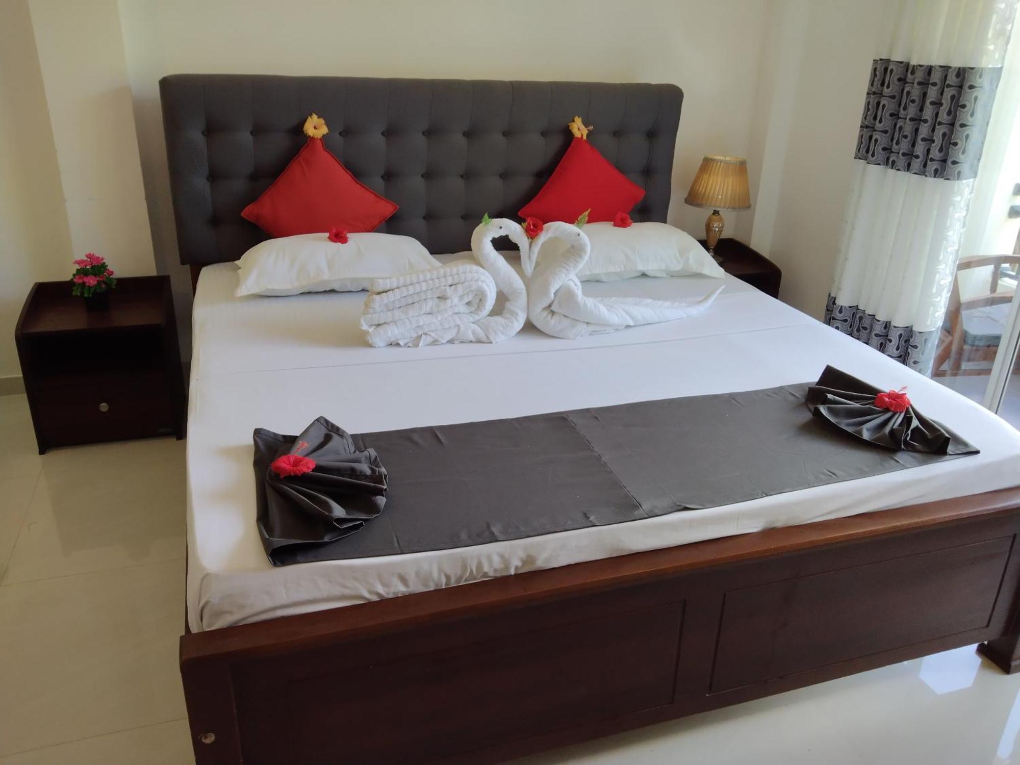 Hotel Sapid Luck Yala Safari Tissamaharama Ngoại thất bức ảnh