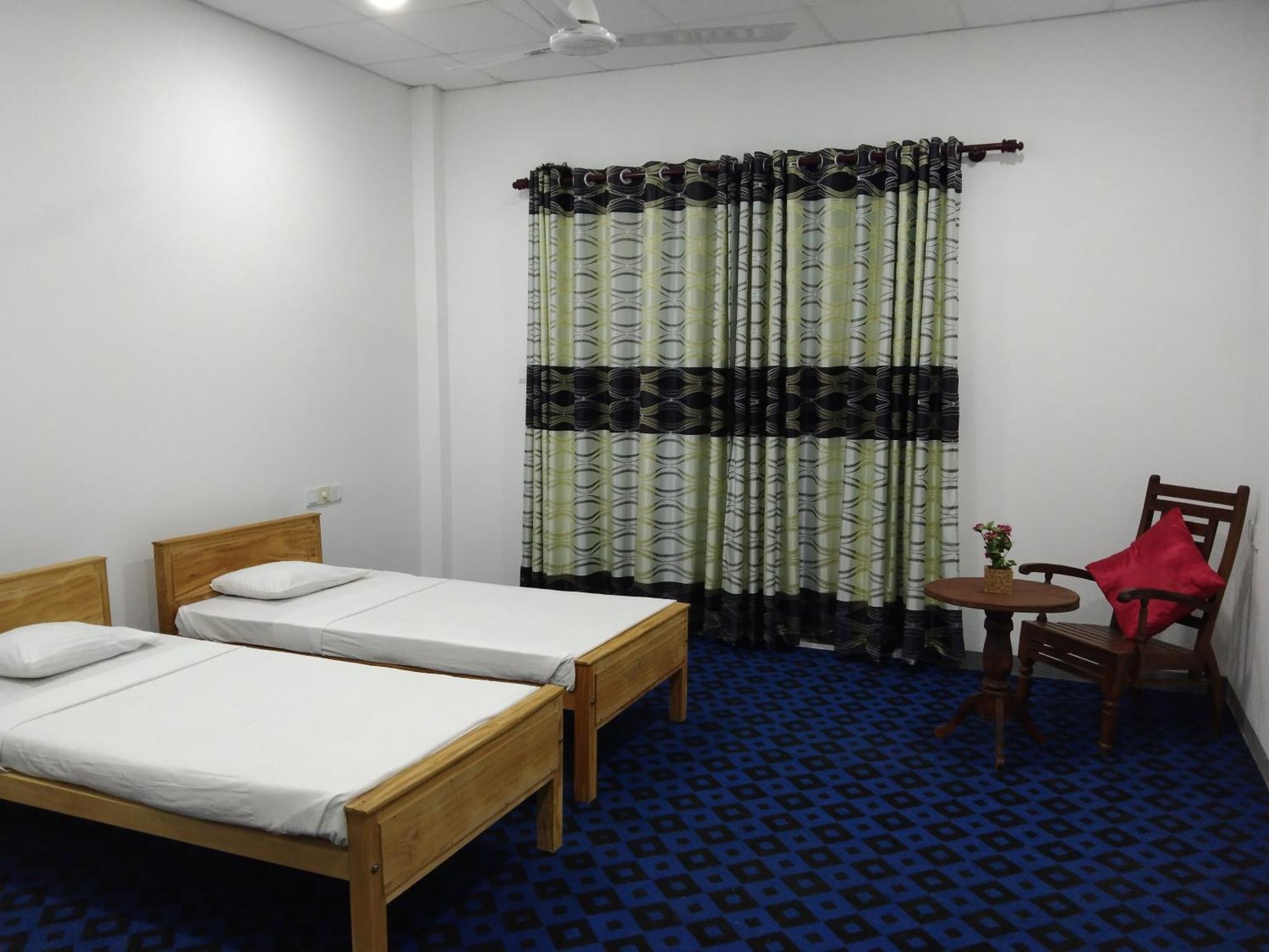 Hotel Sapid Luck Yala Safari Tissamaharama Ngoại thất bức ảnh